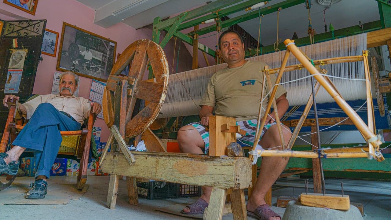Mexico: Deaf Weaver