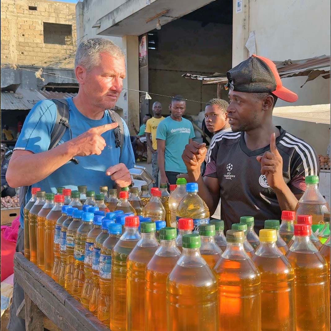 Mozambique: Feira Dominical (Market)