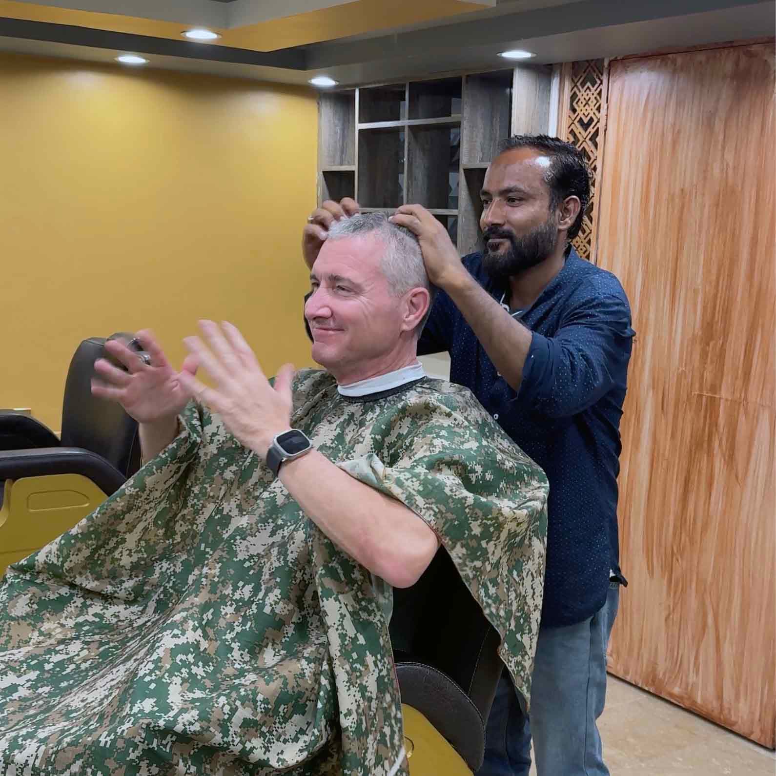 Pakistan: Chai and Haircut?